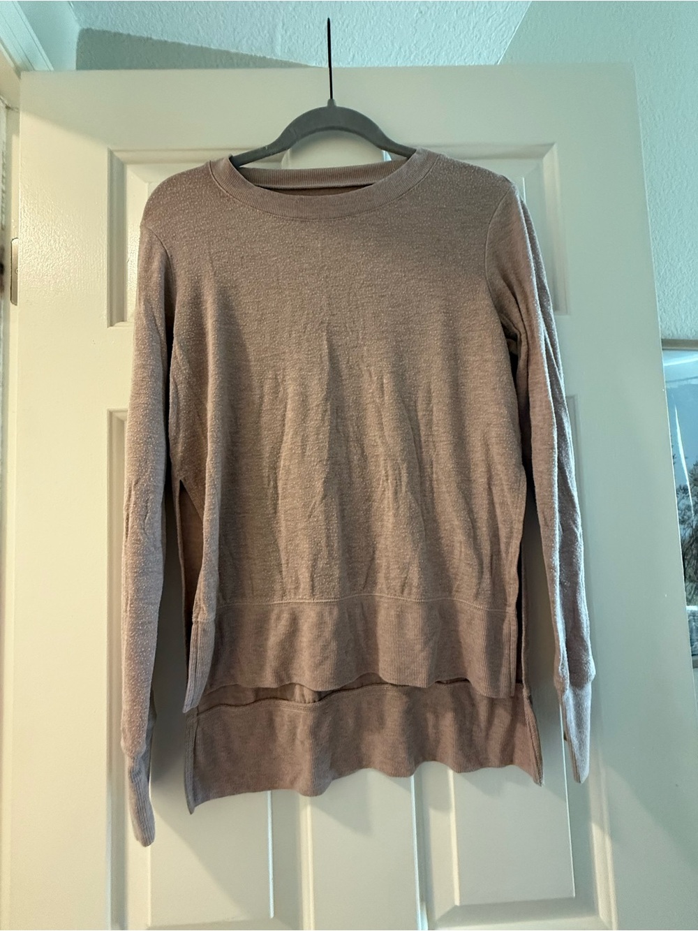 ALO Yoga Layered Hem Crewneck Sweater - Pink Taupe